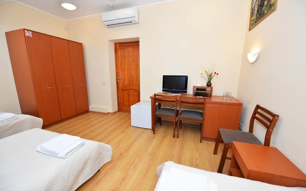 Klaipeda Inn Private Parking And Kitchen Cameră foto