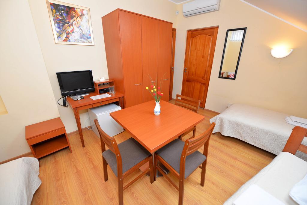 Klaipeda Inn Private Parking And Kitchen Cameră foto